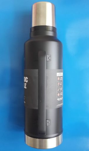 Легендарный классический термос Stanley с ручкой 1.9 л.
