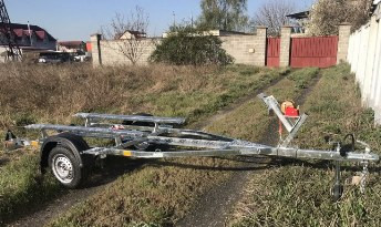 Прицеп с порошковым покрытием для перевозки надувных резиновых и ПВХ лодок длиной до 3,6 м