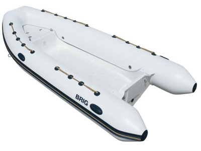 Лодка надувная моторная с пластиковым днищем BRIG Falcon Riders F450