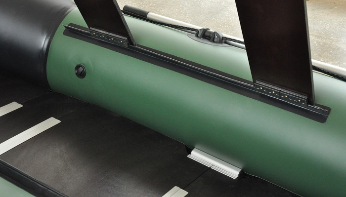 Лодка надувная моторная килевая Aqua-Star K-430 черная